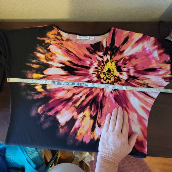 Susan Graver Printed Liquid Knit Bateau Neck Dolman Sleeve Top A263805 M - Picture 8 of 9